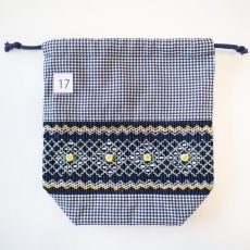 画像2: スモッキング刺繍のミニ巾着 Mサイズ-17 (2)