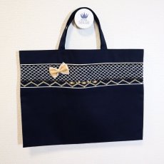 画像1: 77旧商品在庫処分  スモッキング刺繍-少し大きめレッスンバッグ (1)